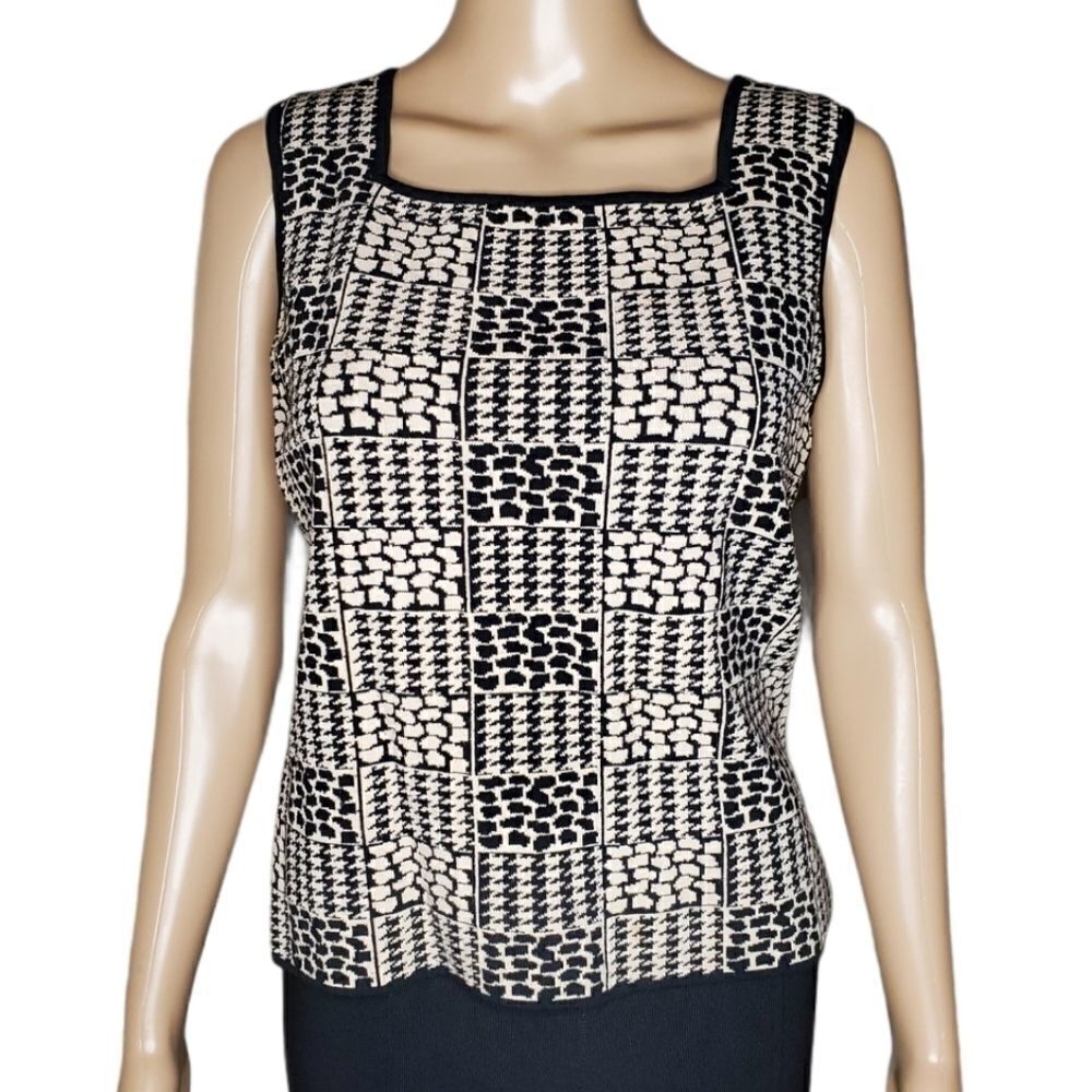Vintage Black and cream sleeveless square neck top